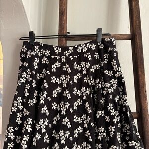 Toad&Co Selena Skort Black and White Floral